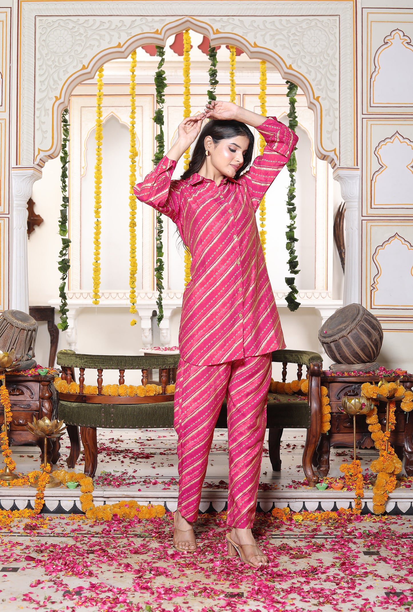 Rajsi Bandhej Rose Red