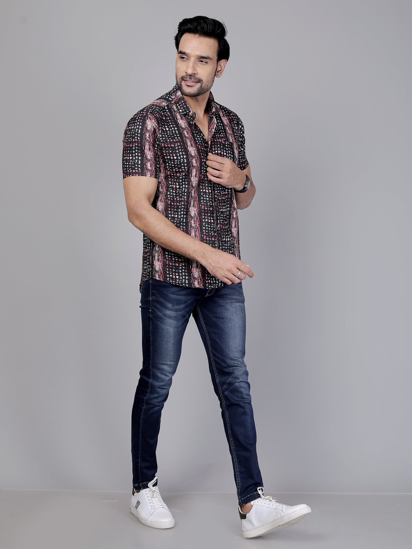 Boho Streak Half Sleeve Shirt โ Light on your skin, heavy on style โ pure cotton done right.