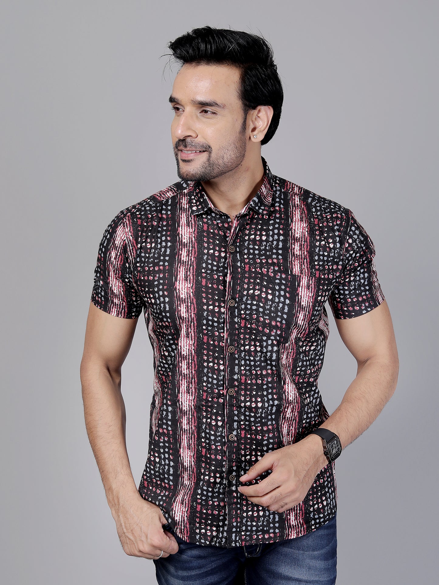 Boho Streak Half Sleeve Shirt โ Light on your skin, heavy on style โ pure cotton done right.