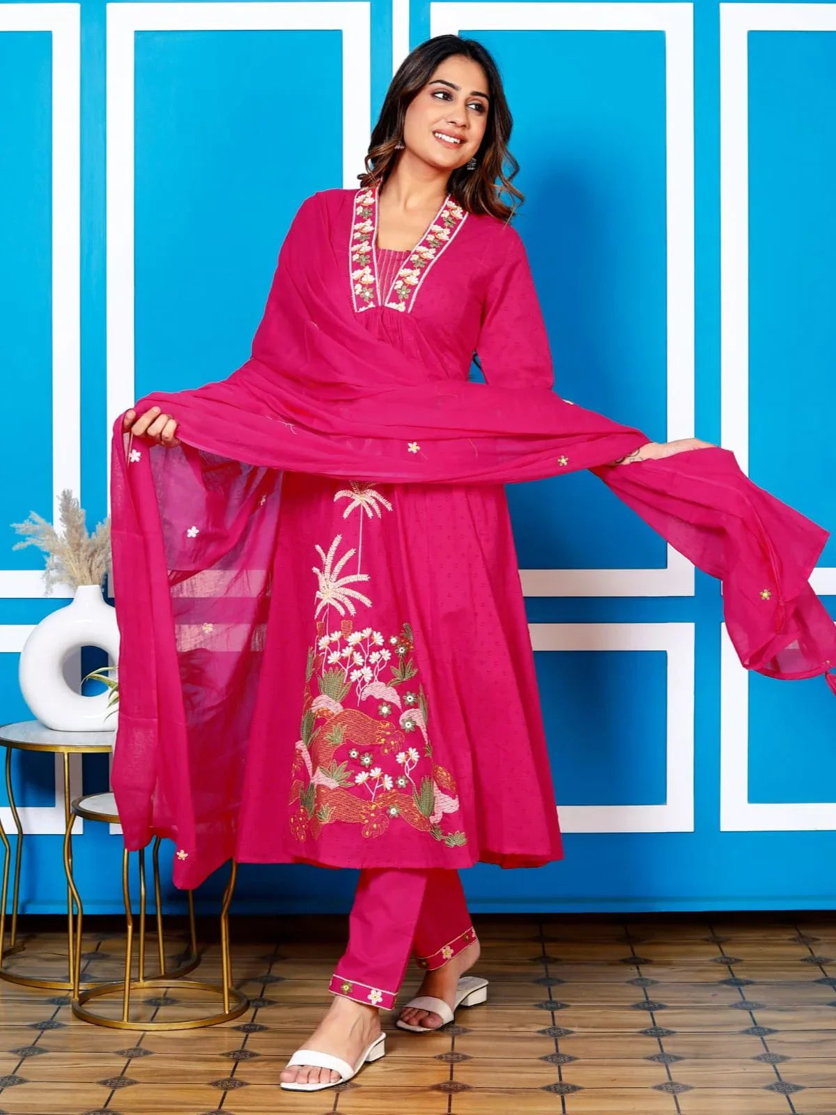 MUL COTTON EMBROIDERED SUIT SET