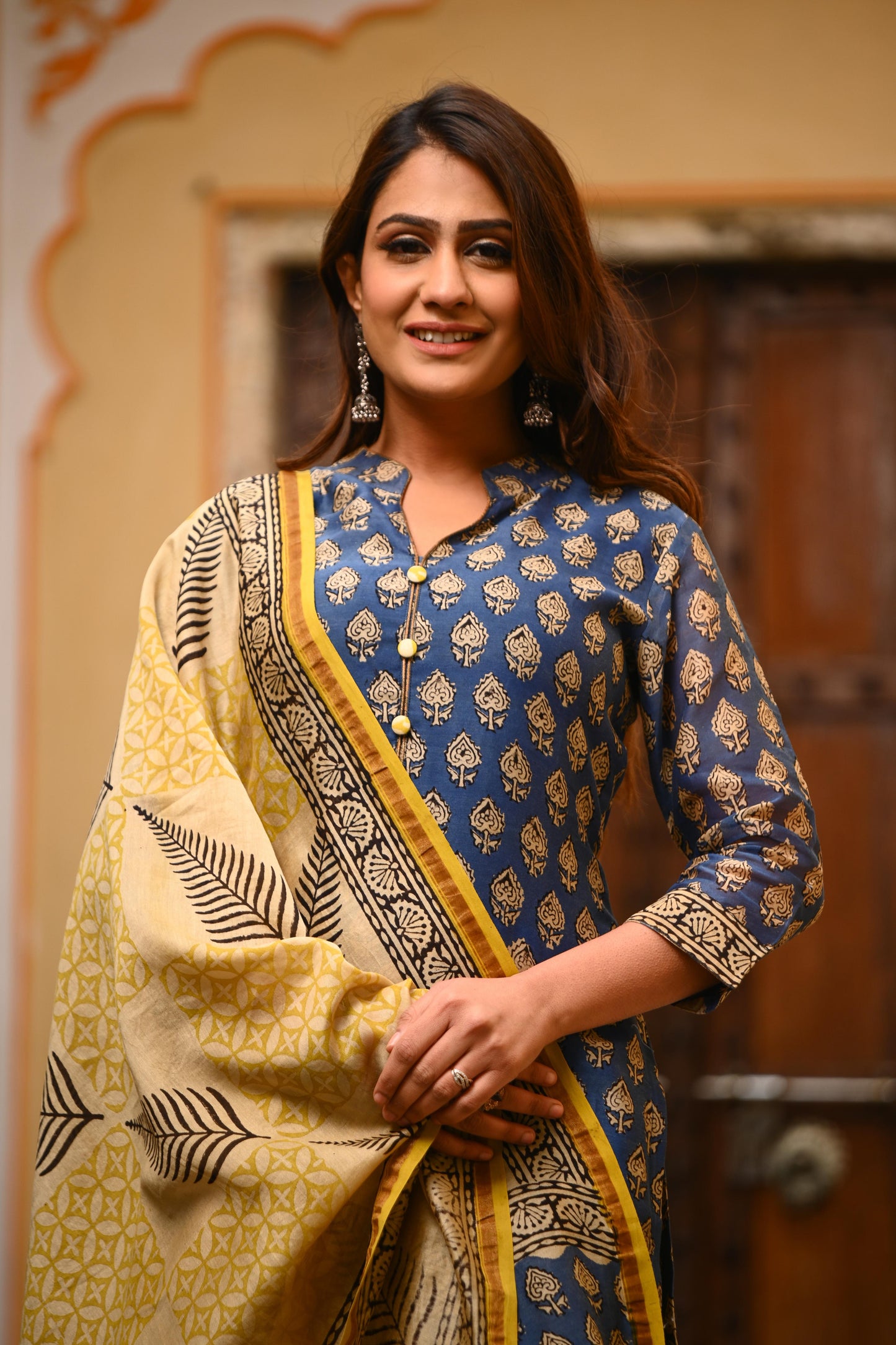 Royal-Rajgharana Chandari Suit Set