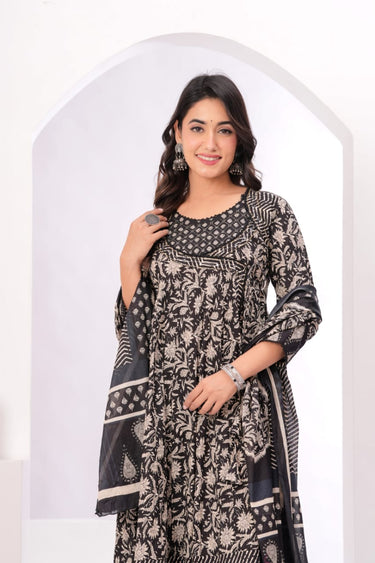 Anarkali Suit Set For Women