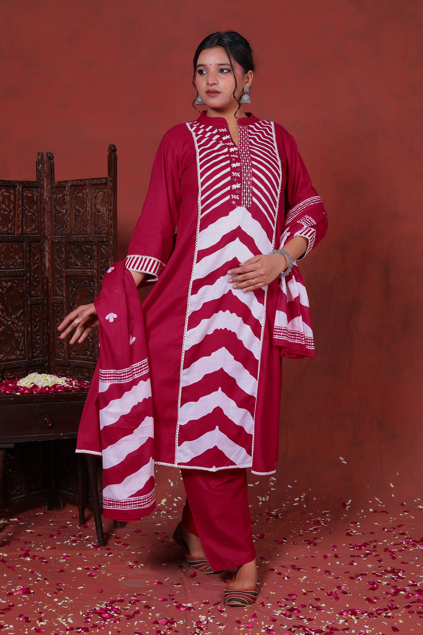 Gulnar 3 Piece Suit Set