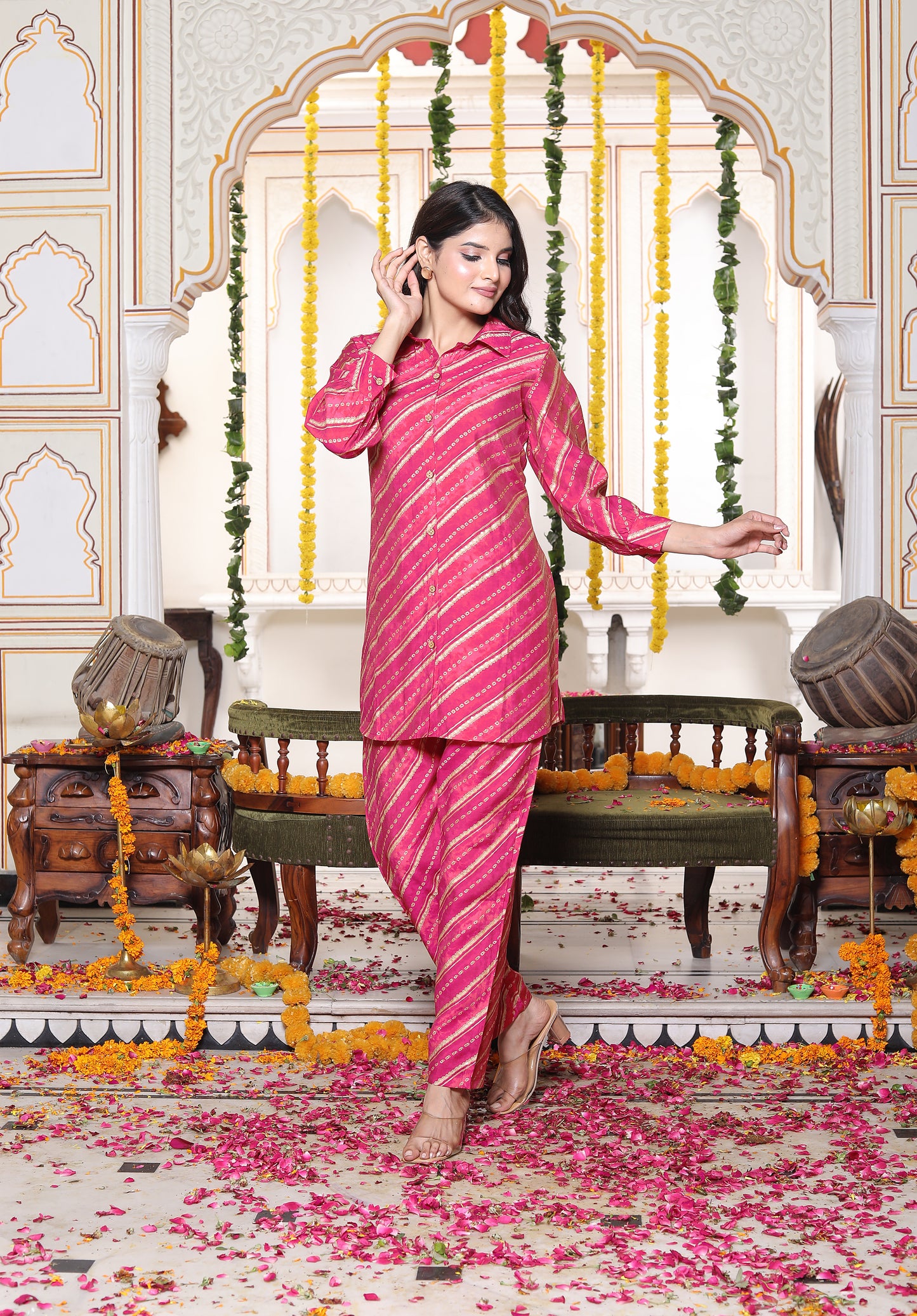 Rajsi Bandhej Rose Red