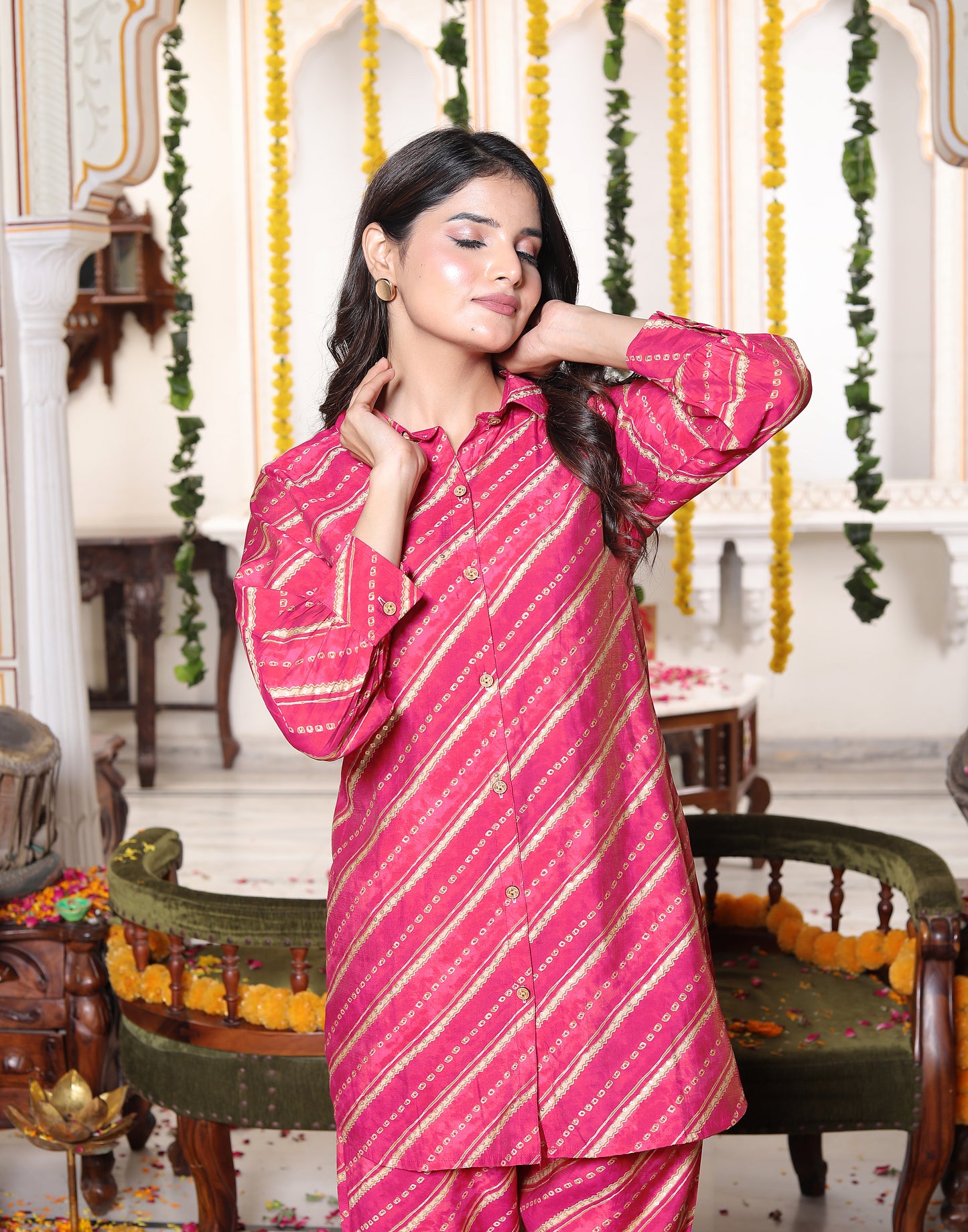 Rajsi Bandhej Rose Red