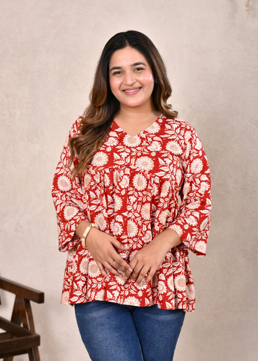 Floral V-Neck Gathered Cotton Short Top