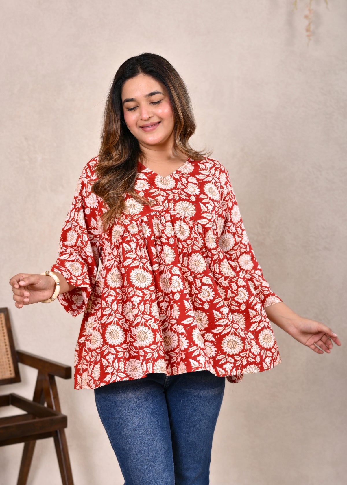 Floral V-Neck Gathered Cotton Short Top