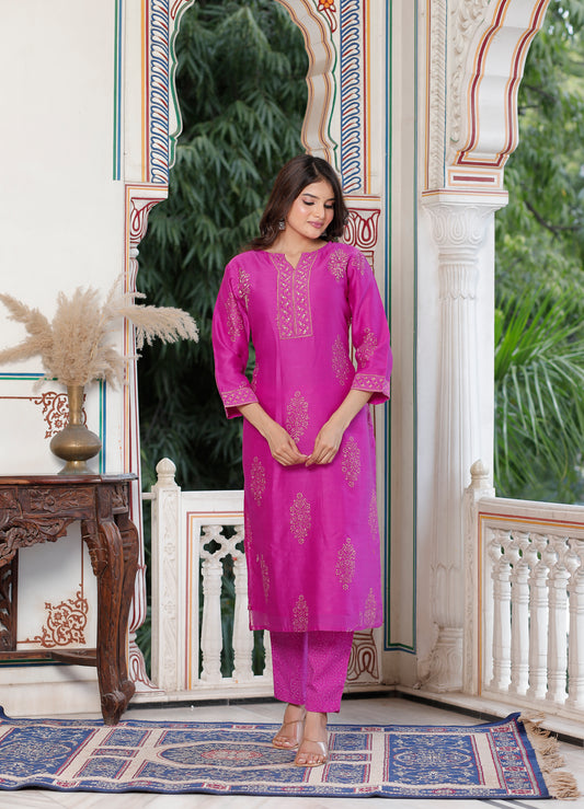 Royal Fuchsia Radiance – Pure Chanderi Silk Handcrafted 3-Piece Suit Set - An Ode to Timeless Indian Grandeur.