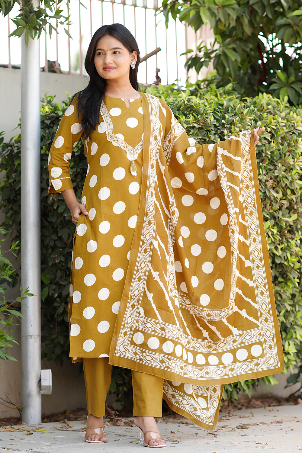 Ambrue Mustard Riwaayat Suit Set