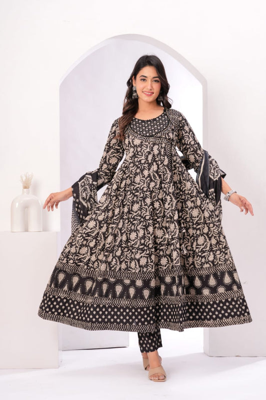 Anarkali Suit Set For Women